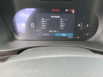 2026 Volvo XC40 B5 Plus – miniatura 14