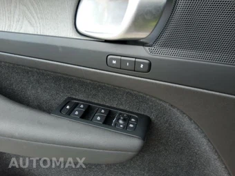 2026 Volvo XC40 B5 Plus – miniatura 16