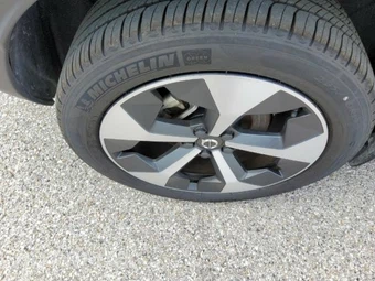 2026 Volvo XC40 B5 Plus – miniatura 22