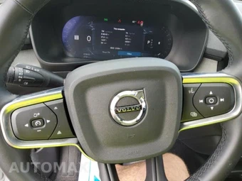 2026 Volvo XC40 B5 Plus – miniatura 14