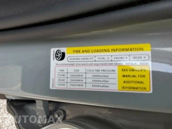2026 Volvo XC40 B5 Plus – miniatura 17