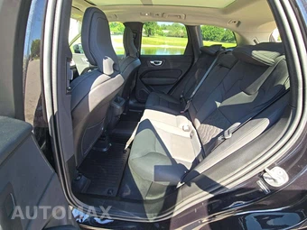 2026 Volvo XC60 B5 Core - miniatura 10