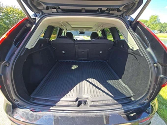 2026 Volvo XC60 B5 Core - miniatura 11