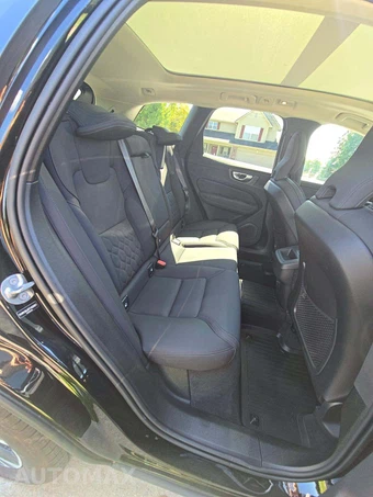 2026 Volvo XC60 B5 Core - miniatura 13
