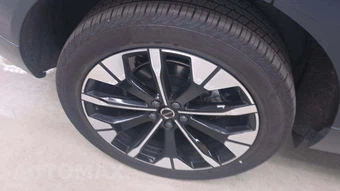 2026 Volvo XC60 B5 Plus - miniatura 22