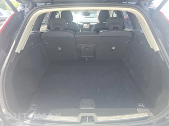 2026 Volvo XC60 B5 Plus – miniatura 16