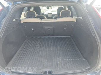2026 Volvo XC60 B5 Plus - miniatura 17