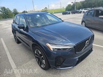 2026 Volvo XC60 B5 Plus - miniatura 3