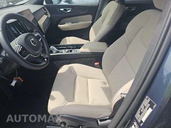 2026 Volvo XC60 B5 Plus - miniatura 7