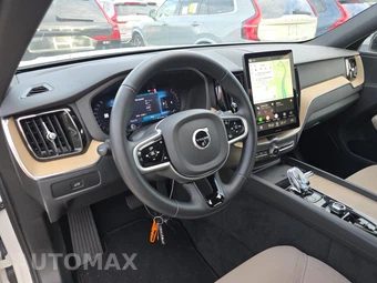 2026 Volvo XC60 B5 Plus - miniatura 11