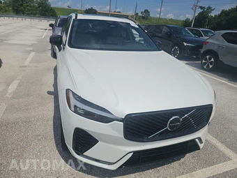 2026 Volvo XC60 B5 Plus - miniatura 2