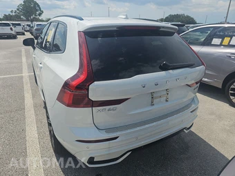 2026 Volvo XC60 B5 Plus - miniatura 5