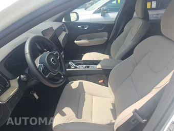 2026 Volvo XC60 B5 Plus - miniatura 7