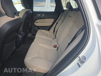 2026 Volvo XC60 B5 Plus - miniatura 13