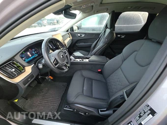 2026 Volvo XC60 B5 Plus - miniatura 7