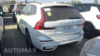 2026 Volvo XC60 B5 Plus - miniatura 17