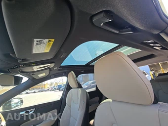 2026 Volvo XC60 B5 Plus - miniatura 18