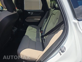 2026 Volvo XC60 B5 Plus - miniatura 13