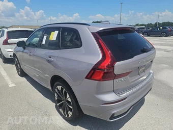 2026 Volvo XC60 B5 Plus – miniatura 6