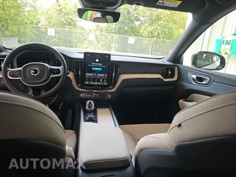 2026 Volvo XC60 B5 Plus – miniatura 17