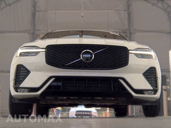 2026 Volvo XC60 B5 Plus – miniatura 3
