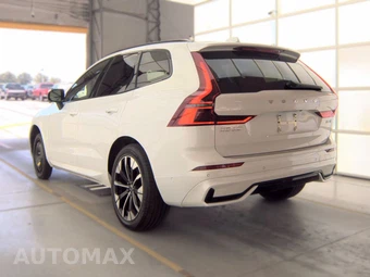 2026 Volvo XC60 B5 Plus – miniatura 8