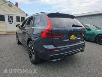 2026 Volvo XC60 B5 Plus - miniatura 3