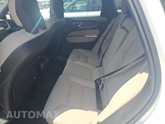 2026 Volvo XC60 B5 Plus - miniatura 13