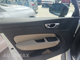 2026 Volvo XC60 B5 Plus - miniatura 9