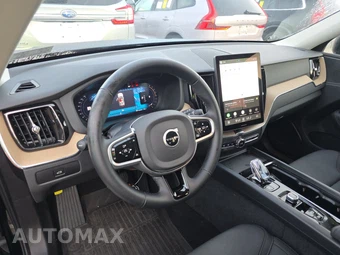 2026 Volvo XC60 B5 Plus - miniatura 11