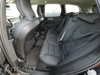 2026 Volvo XC60 B5 Plus - miniatura 13