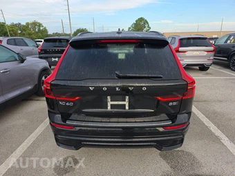 2026 Volvo XC60 B5 Plus - miniatura 5