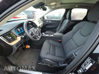 2026 Volvo XC60 B5 Plus - miniatura 7