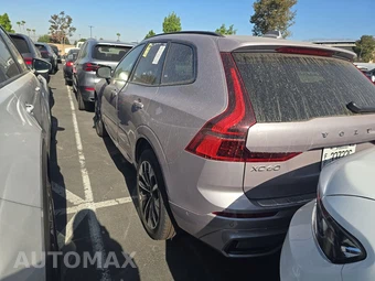 2026 Volvo XC60 B5 Plus - miniatura 6