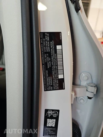 2026 Volvo XC60 B5 Ultra – miniatura 14