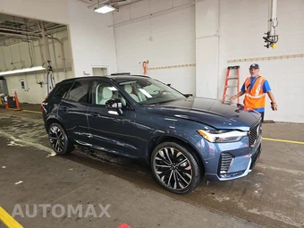 2026 Volvo XC60 B5 Ultra - miniatura 3