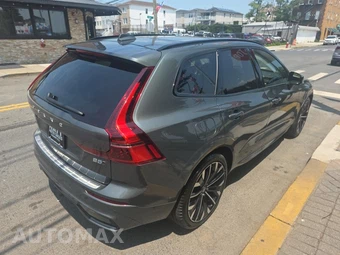 2026 Volvo XC60 B5 Ultra - miniatura 4