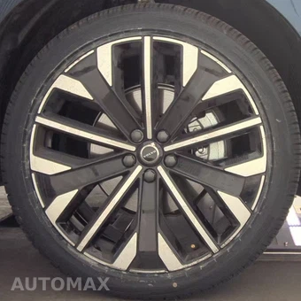 2026 Volvo XC60 B5 Ultra - miniatura 21