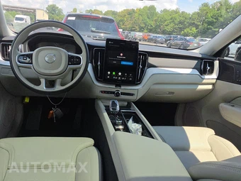 2026 Volvo XC60 B5 Ultra - miniatura 11