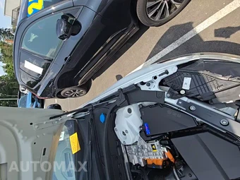 2026 Volvo XC60 Plug-In Hybrid T8 Ultra Black Edition - miniatura 21