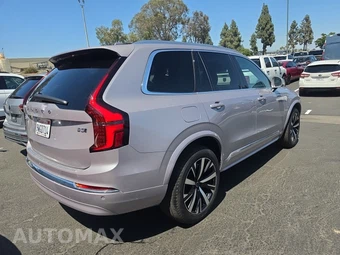 2026 Volvo XC90 B5 Core 7-Passenger - miniatura 4