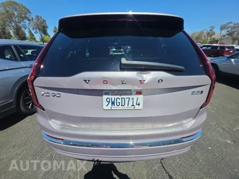 2026 Volvo XC90 B5 Core 7-Passenger - miniatura 5
