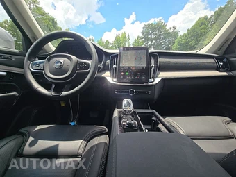 2026 Volvo XC90 B5 Ultra 7-Passenger - miniatura 11
