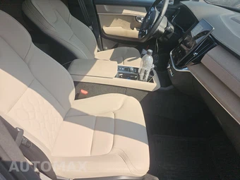 2026 Volvo XC90 B6 Plus 7-Passenger - miniatura 8