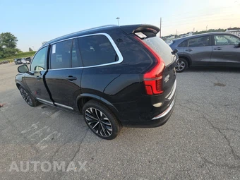 2026 Volvo XC90 B6 Plus 7-Passenger – miniatura 6