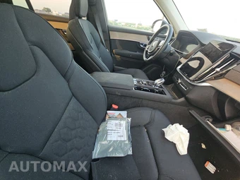 2026 Volvo XC90 B6 Plus 7-Passenger – miniatura 8