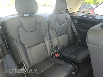 2026 Volvo XC90 B6 Ultra 7-Passenger - miniatura 14