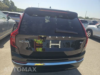 2026 Volvo XC90 B6 Ultra 7-Passenger - miniatura 5