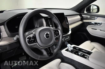 2026 Volvo XC90 B6 Ultra Dark Theme 7-Passenger - miniatura 24