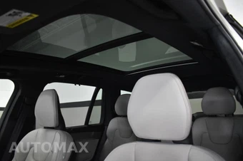2026 Volvo XC90 B6 Ultra Dark Theme 7-Passenger - miniatura 30